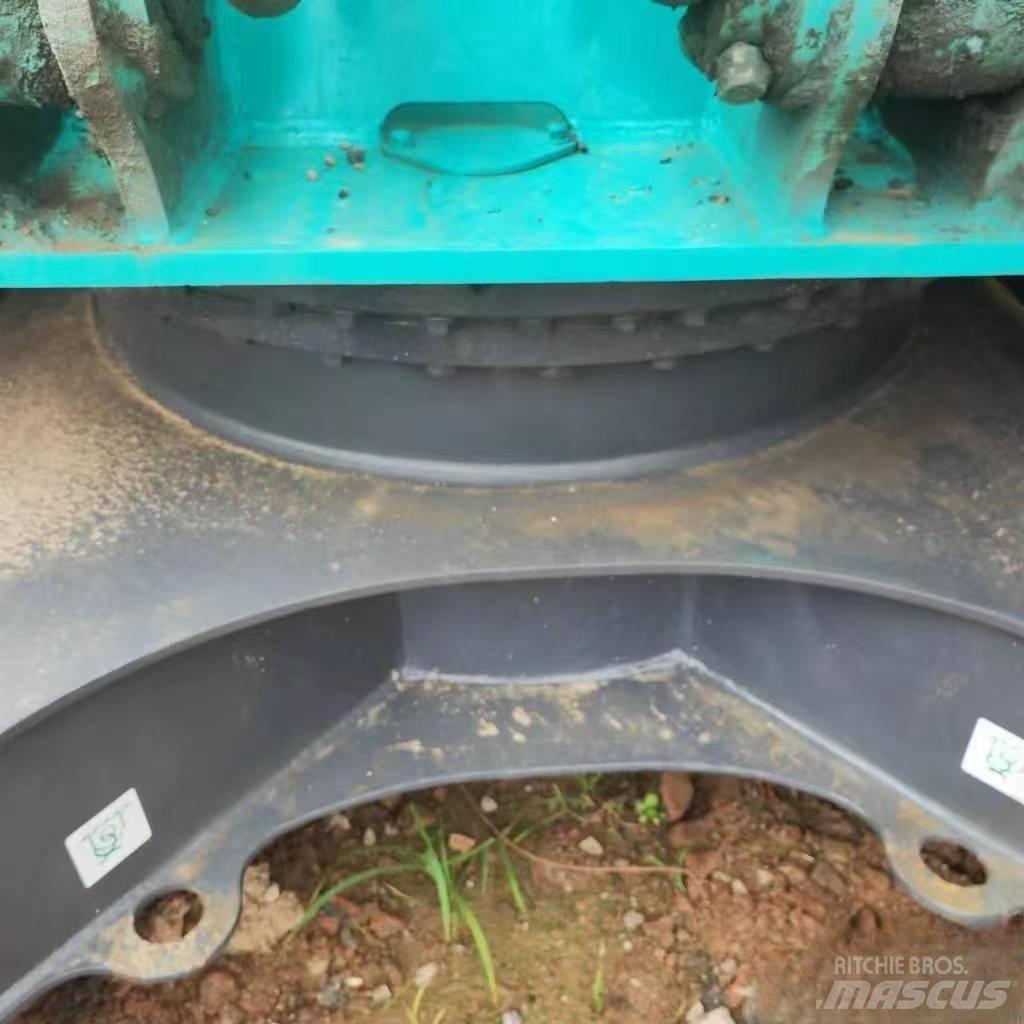 Kobelco SK 200 Pelle sur chenilles