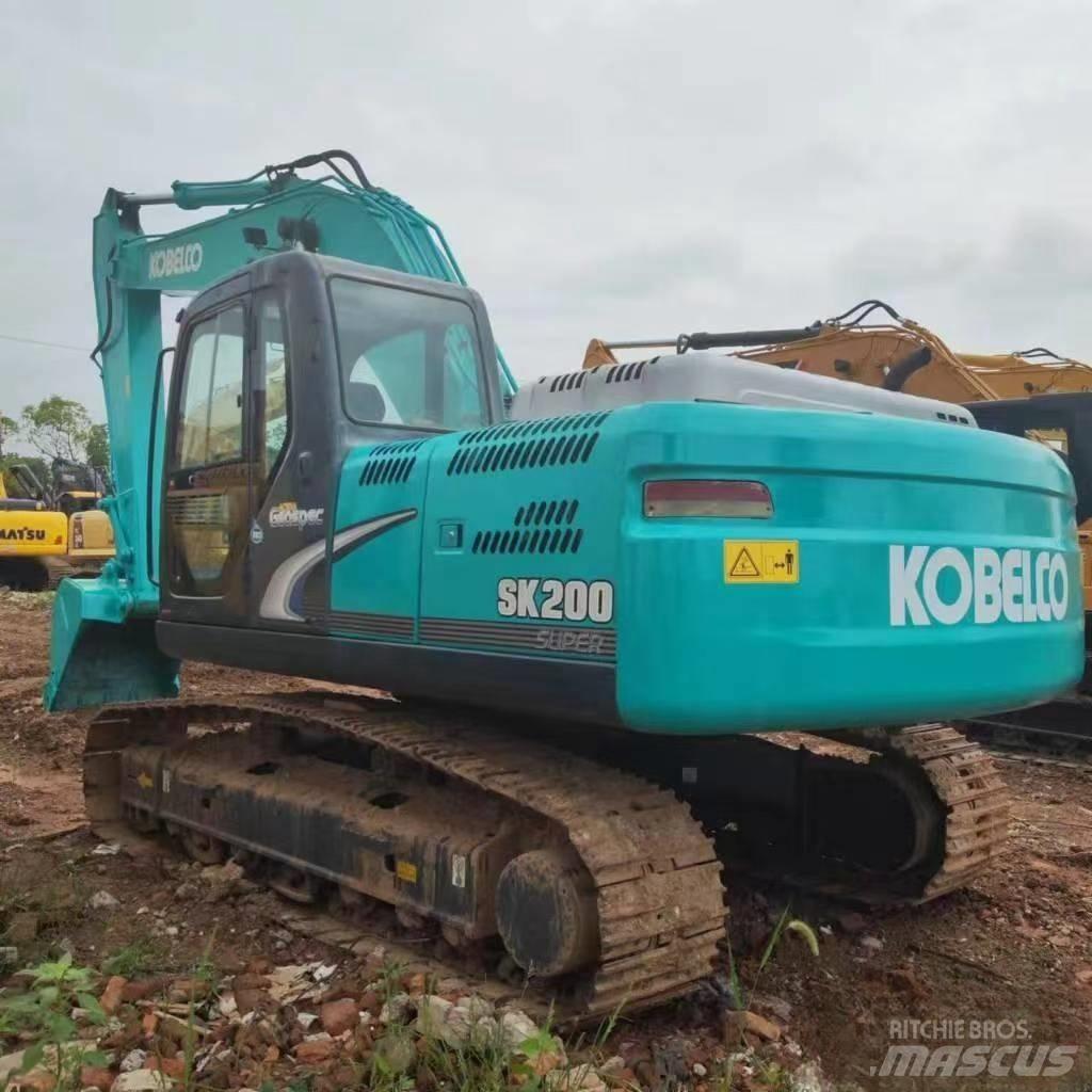 Kobelco SK 200 Pelle sur chenilles