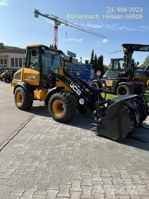 JCB 409 Chargeuse sur pneus