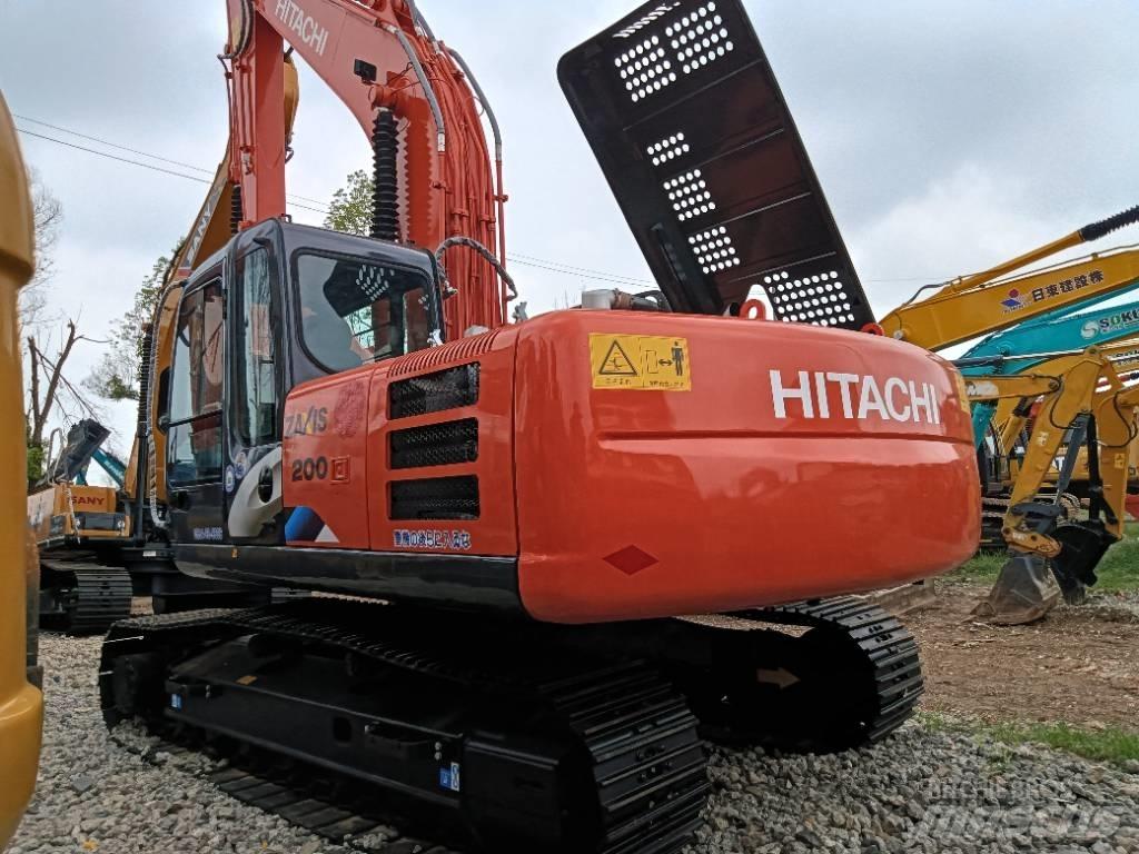 Hitachi ZX 200 Pelle sur chenilles