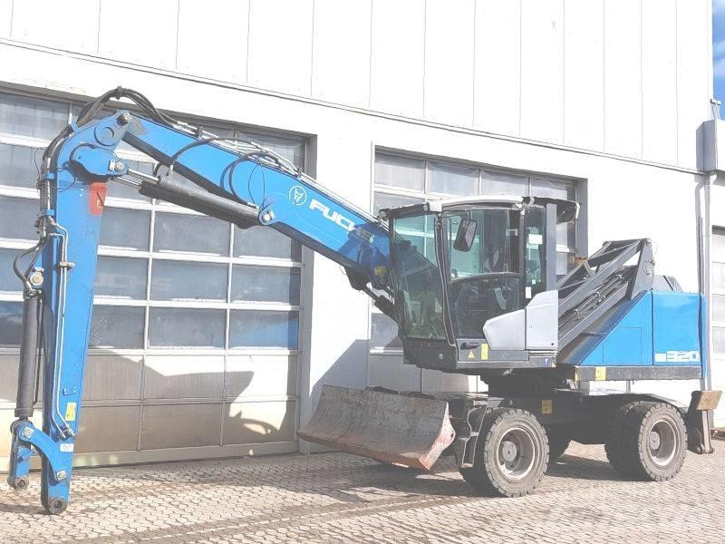 Fuchs MHL 320 F Pelle à déchets