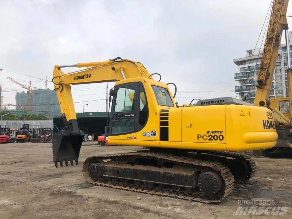 Komatsu PC 200-6 Pelle sur chenilles