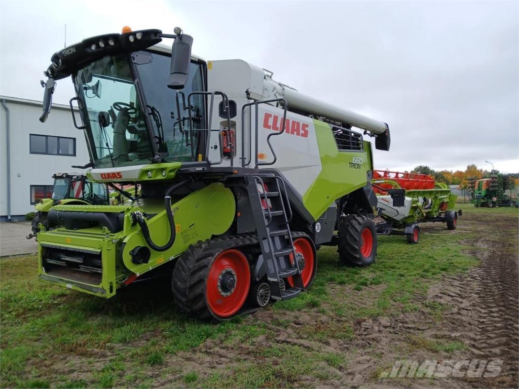 CLAAS Trion 660 TT Moissonneuse batteuse