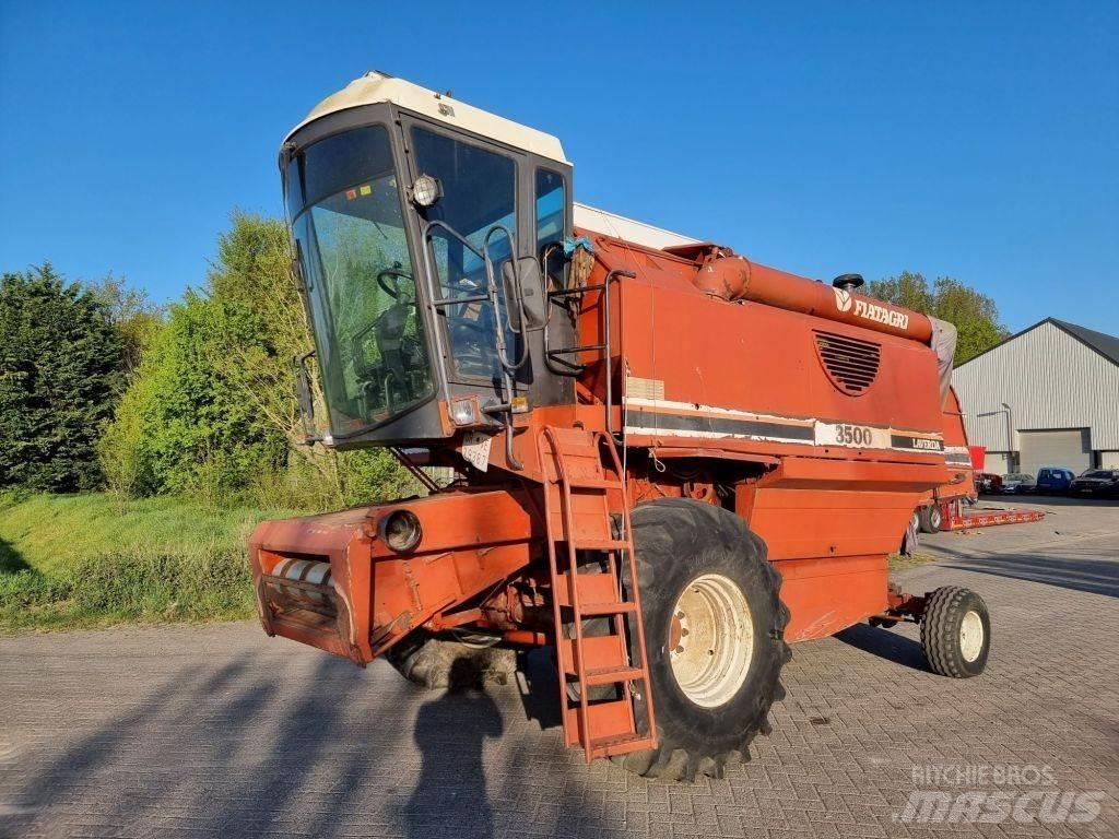Laverda 3500 Moissonneuse batteuse