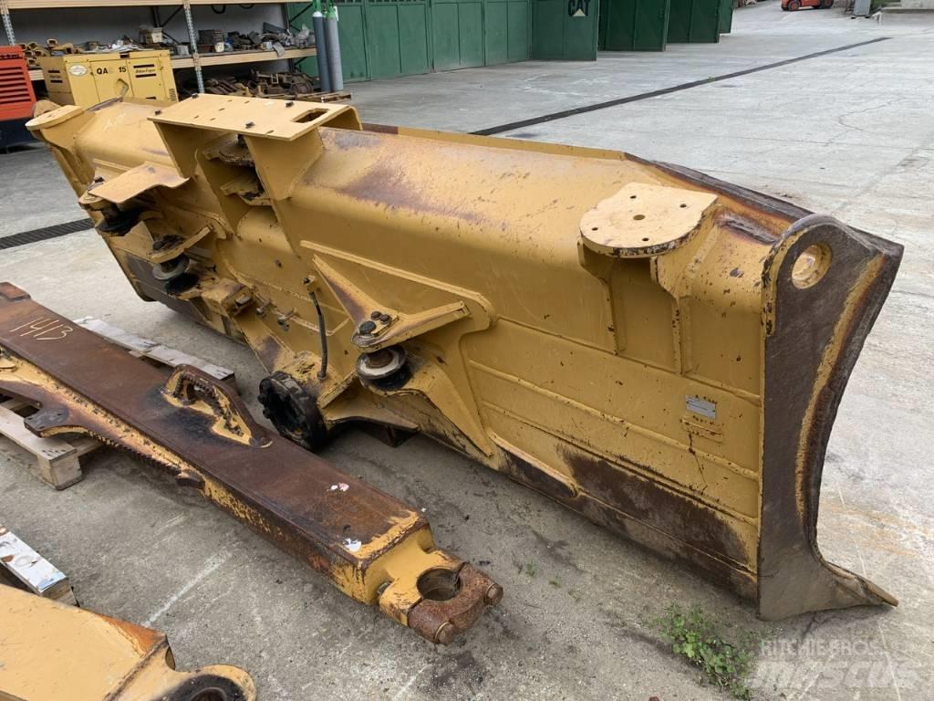 CAT D 6 T XLVP Bouteurs sur chenilles