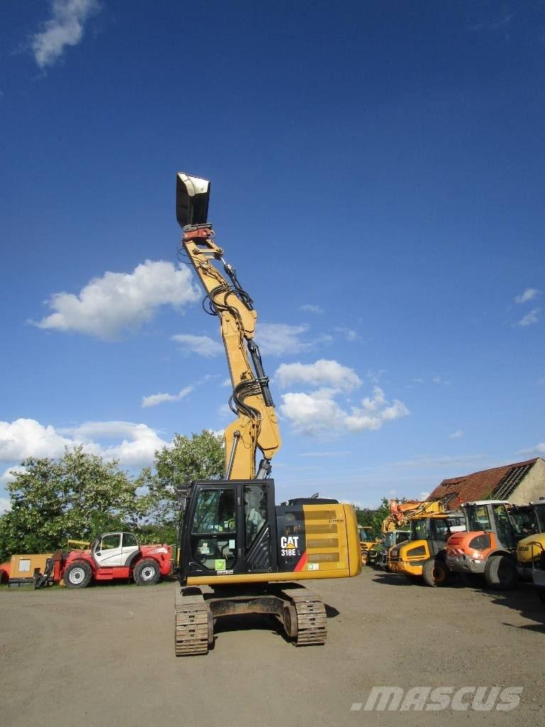 CAT 318 E L   320 322 Pelle sur chenilles