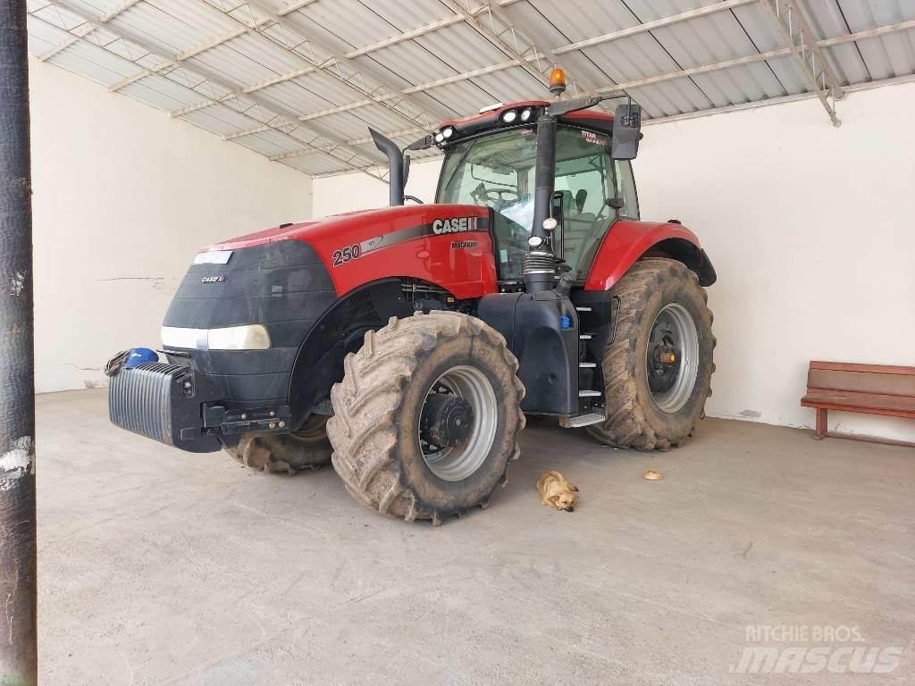 Case IH Magnum 250 Tracteur