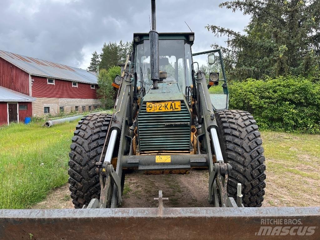 Lännen 740 Tractopelle