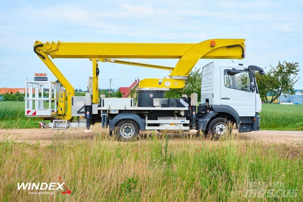 Palfinger P 300 KS Camion nacelle