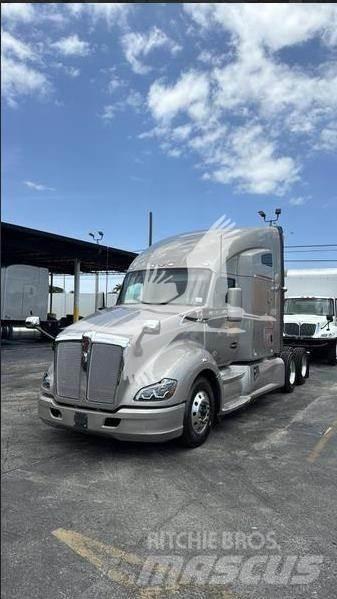 Kenworth T680 Tracteur routier