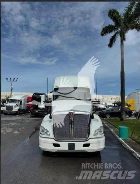 Kenworth T680 Tracteur routier