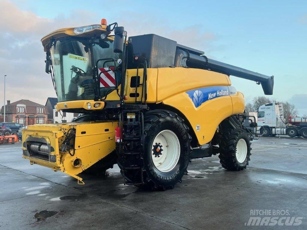 New Holland CR 9080 Moissonneuse batteuse