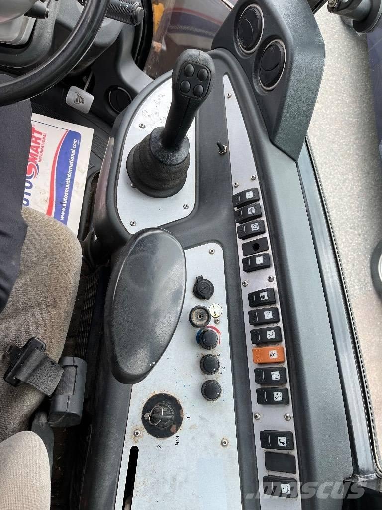 JCB 409 B 40km/h Chargeuse compacte