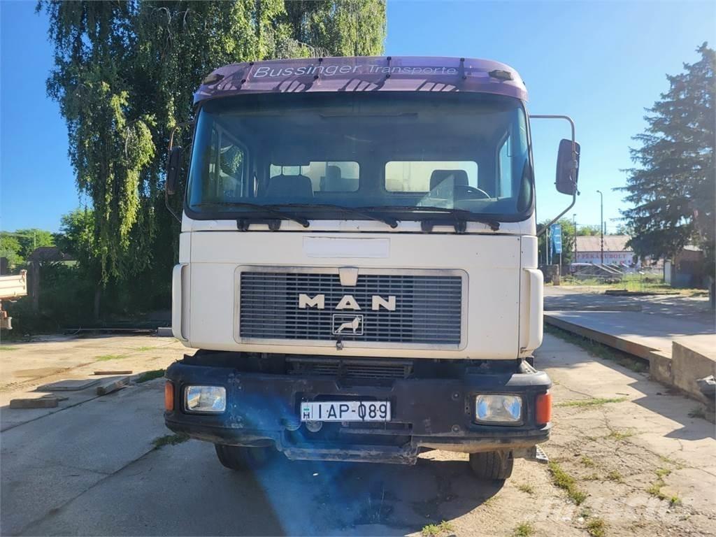 MAN 32.342 8X4 Châssis cabine