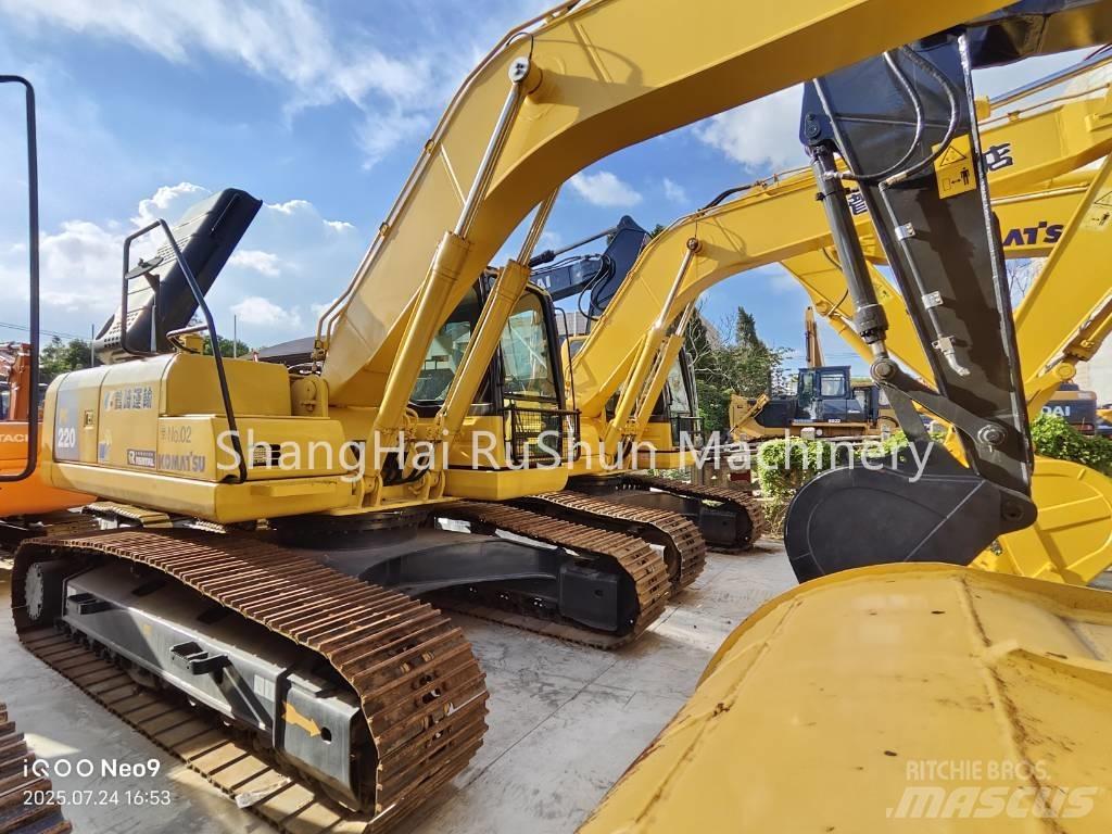 Komatsu 220-8 Pelle sur chenilles