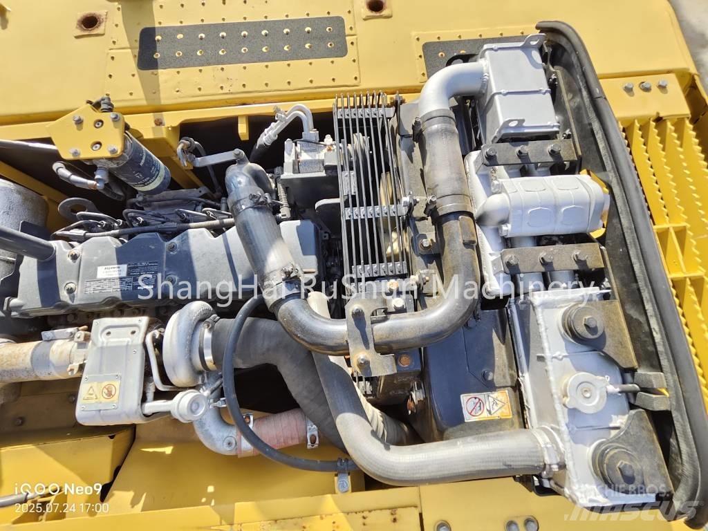 Komatsu 220-8 Pelle sur chenilles