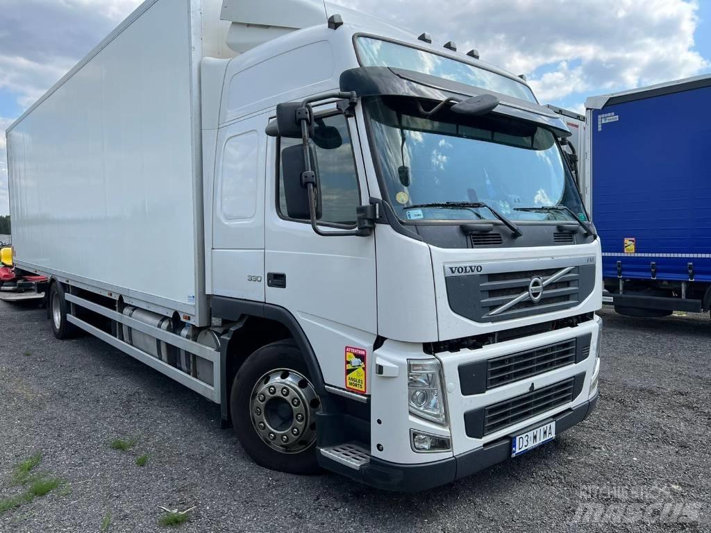 Volvo FM 330 Camion Fourgon