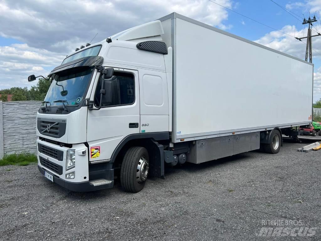 Volvo FM 330 Camion Fourgon