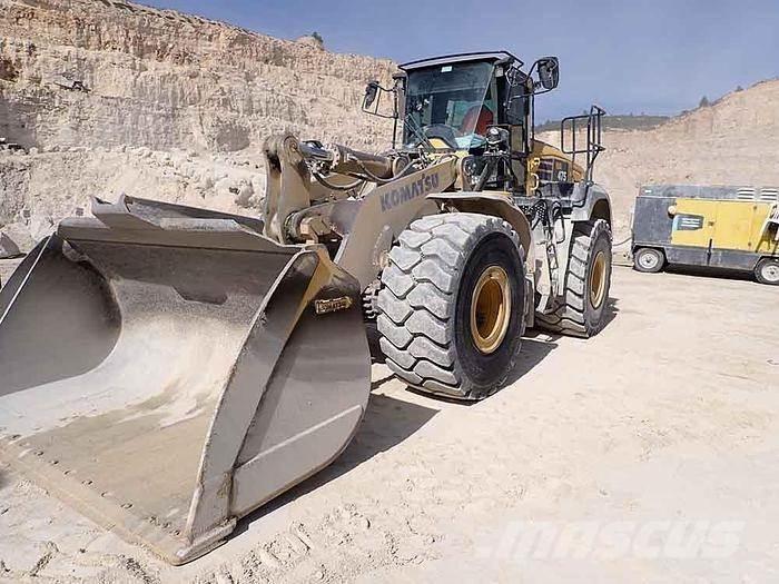 Komatsu WA475-10 Chargeuse sur pneus