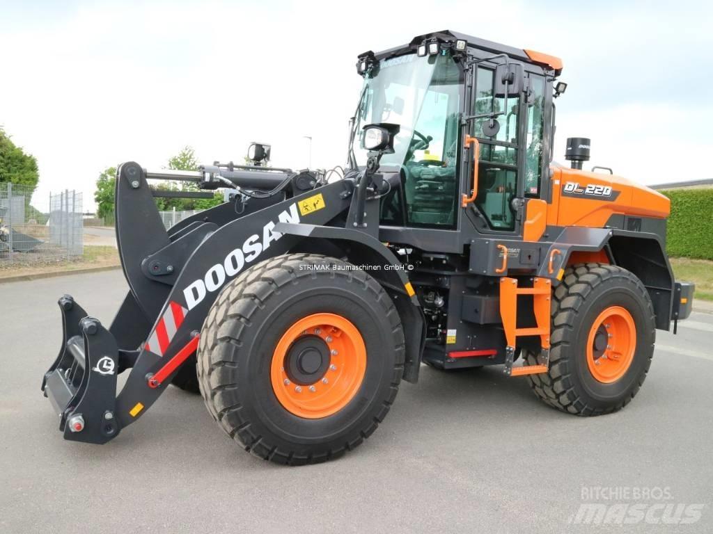 Doosan DL 220-7 Chargeuse sur pneus