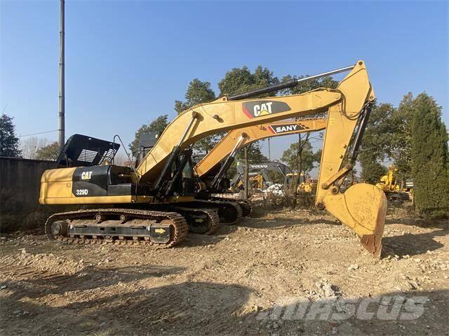 CAT 329D Pelle sur chenilles