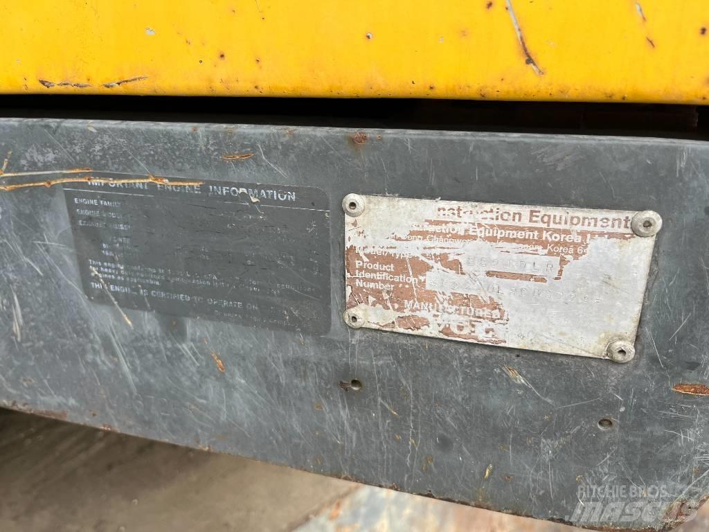 Volvo EC 240 LR Pelle longue portée