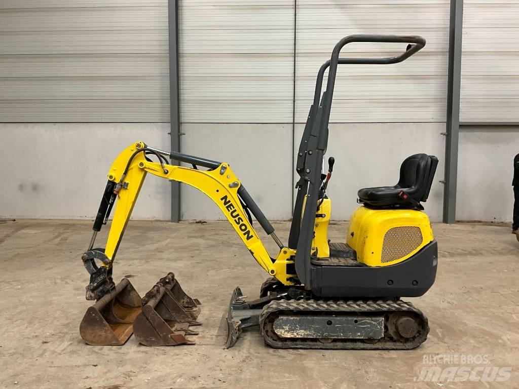 Neuson 803 Mini pelle < 7t