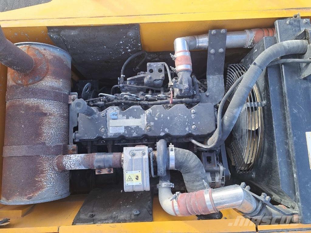 Hyundai R 210 LC 7A Pelle sur chenilles