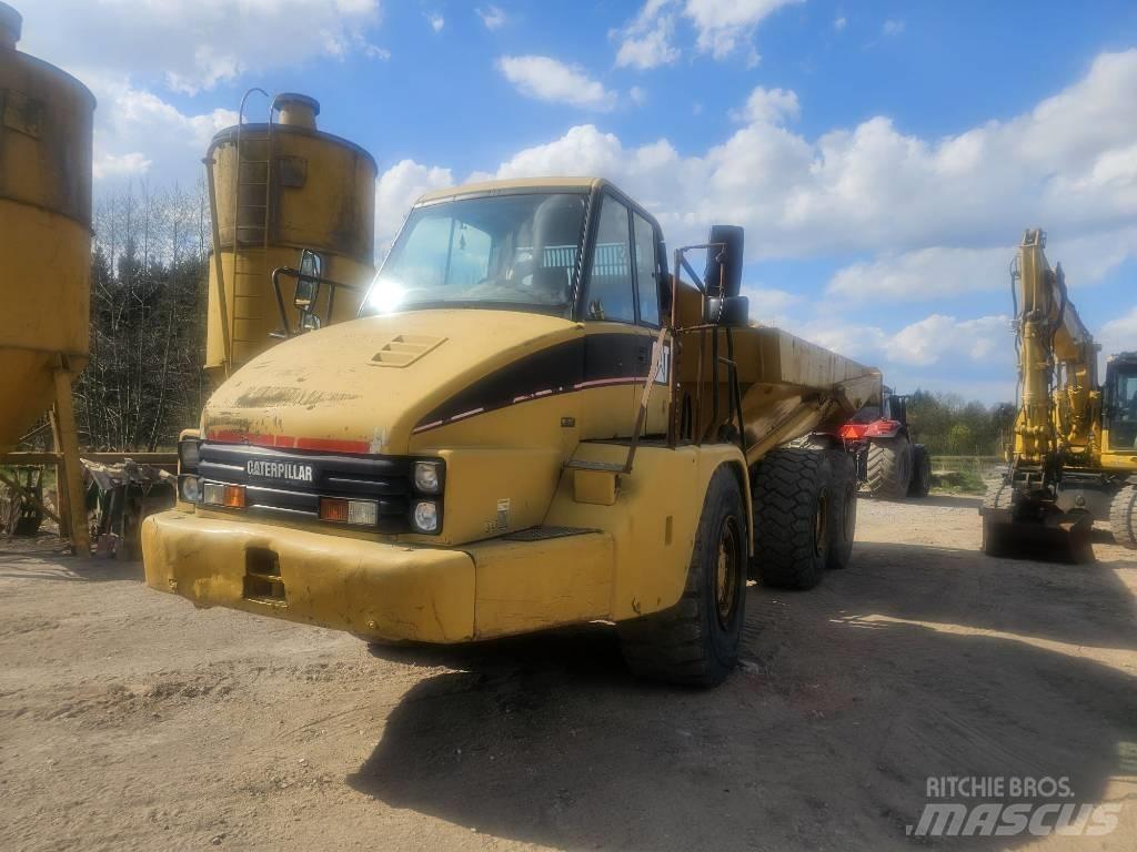 CAT 725 Tombereau articulé