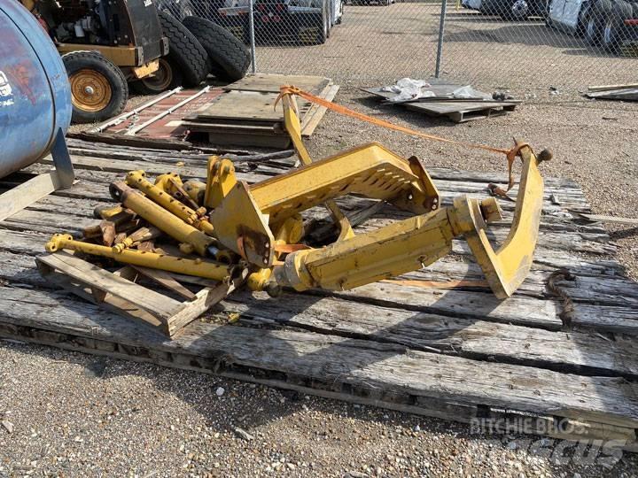 CAT 140H Scarifier Autres accessoires