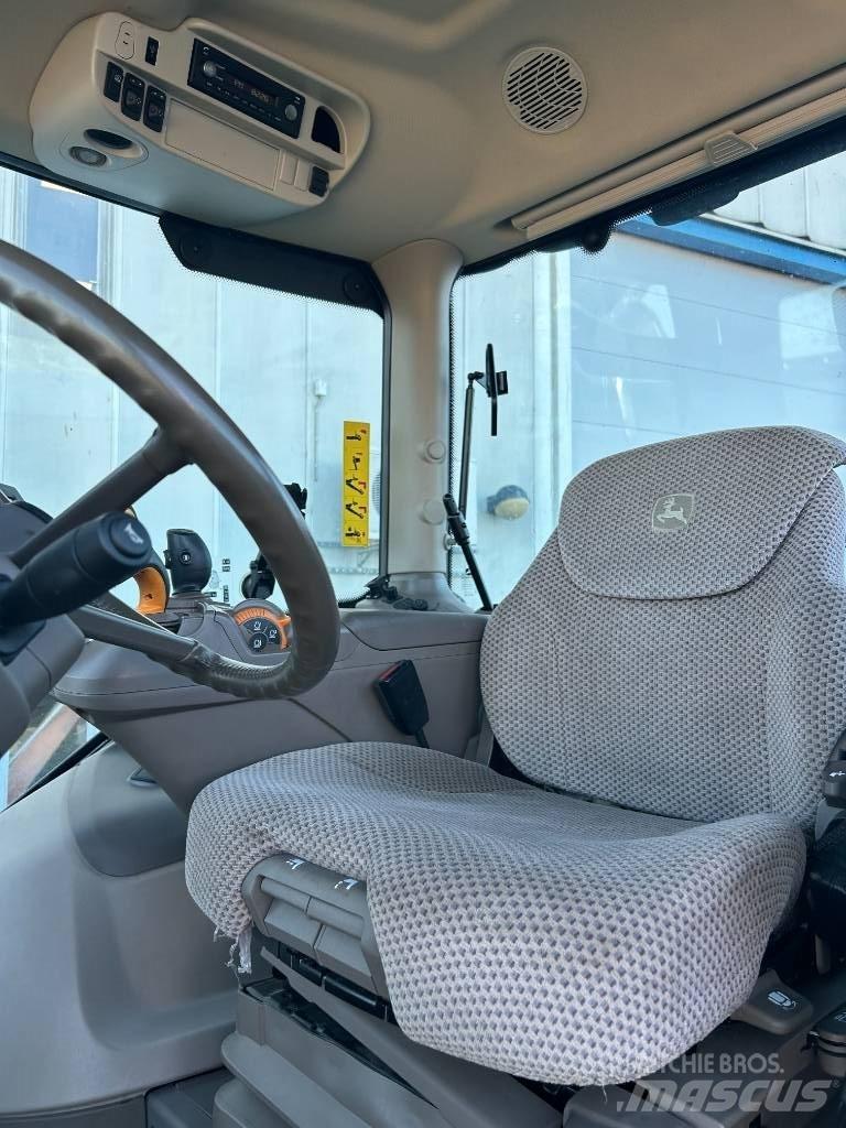 John Deere 6215 R Tracteur