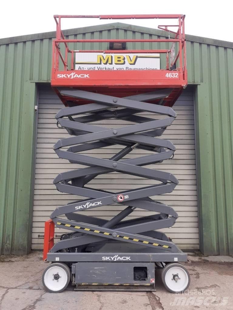SkyJack SJ III 4632 Nacelle ciseaux