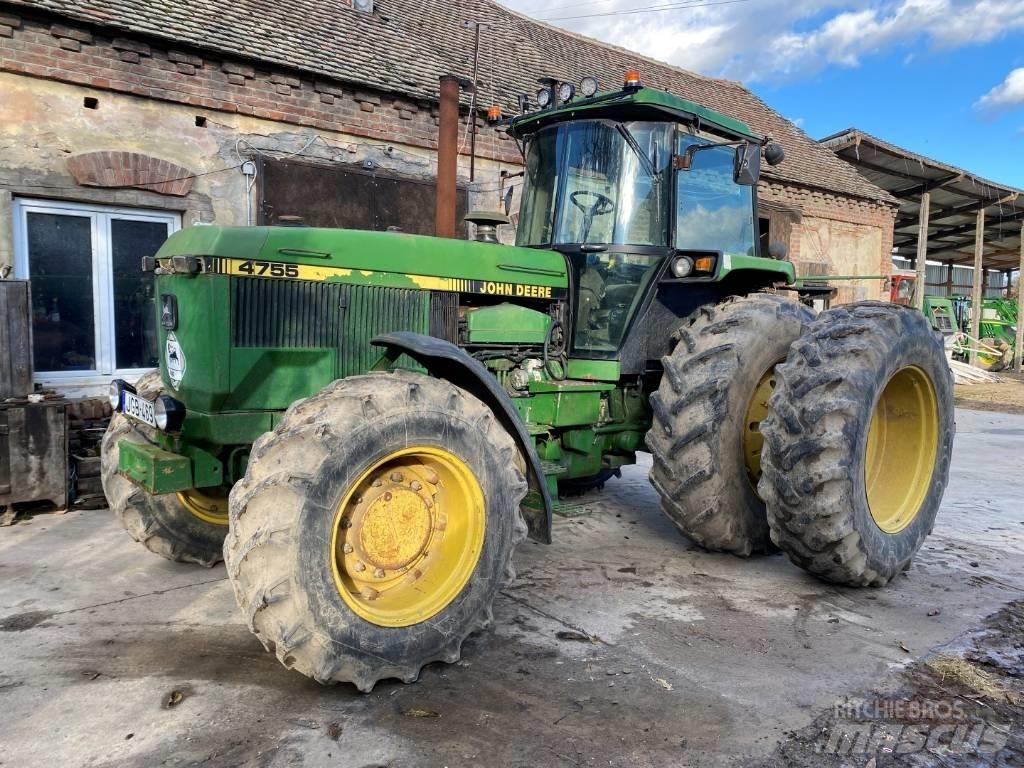 John Deere 4755 Tracteur