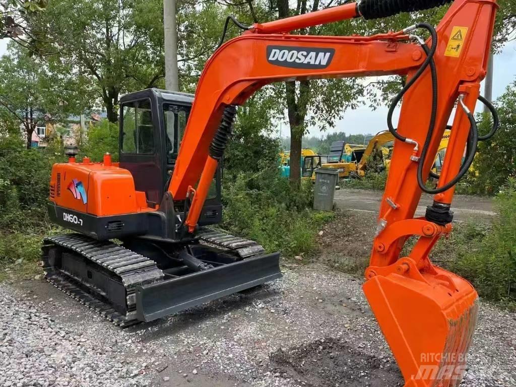 Doosan DH 60-7 Mini pelle < 7t