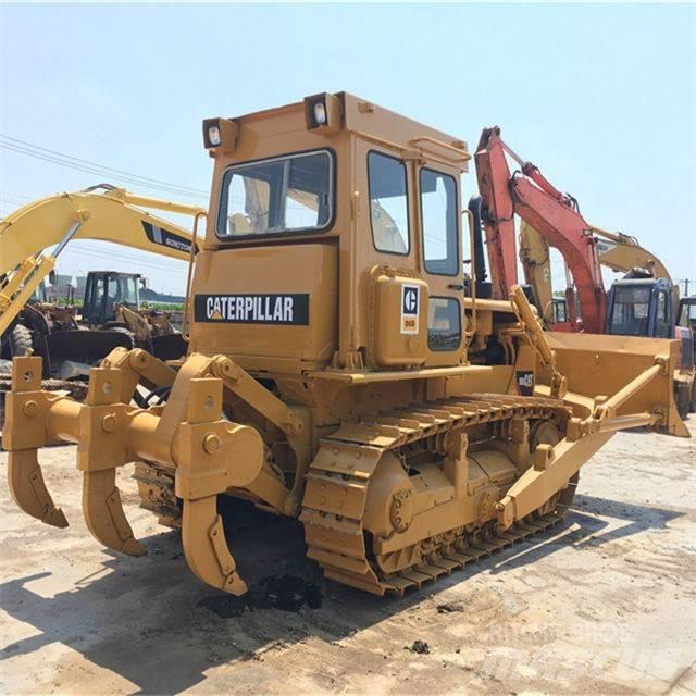 CAT D 6 D Bouteurs sur chenilles