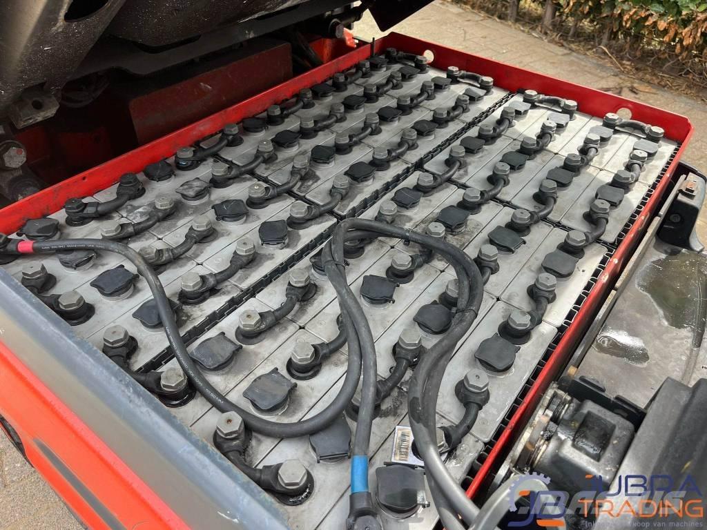 Linde E25-01 Chariots élévateurs électriques