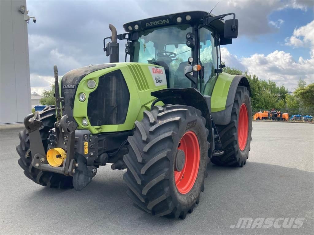 CLAAS ARION 650 Tracteur