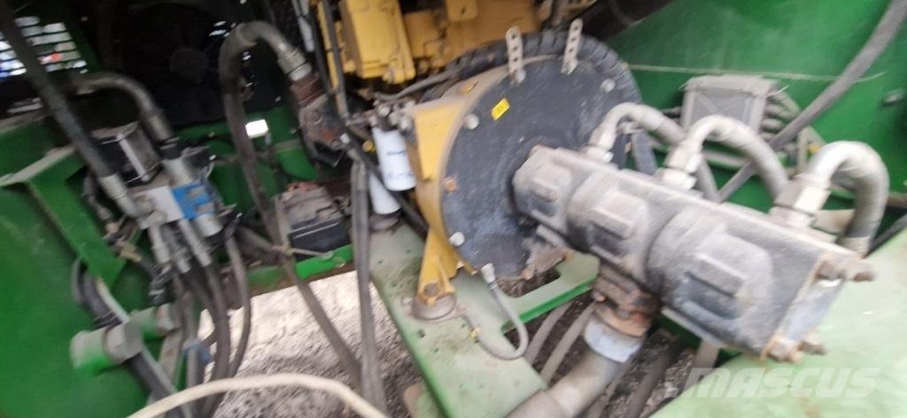 McCloskey R155 Cribles mobile