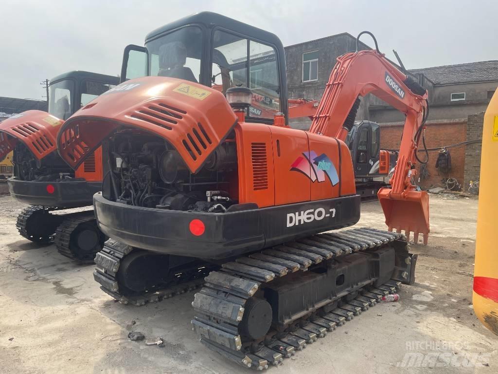 Doosan DH 60 Mini pelle < 7t