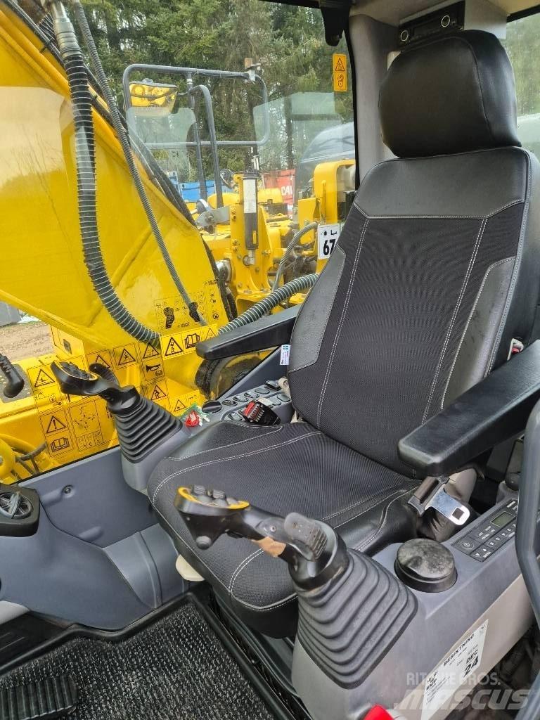 Komatsu PC210 LC-11 Pelle sur chenilles
