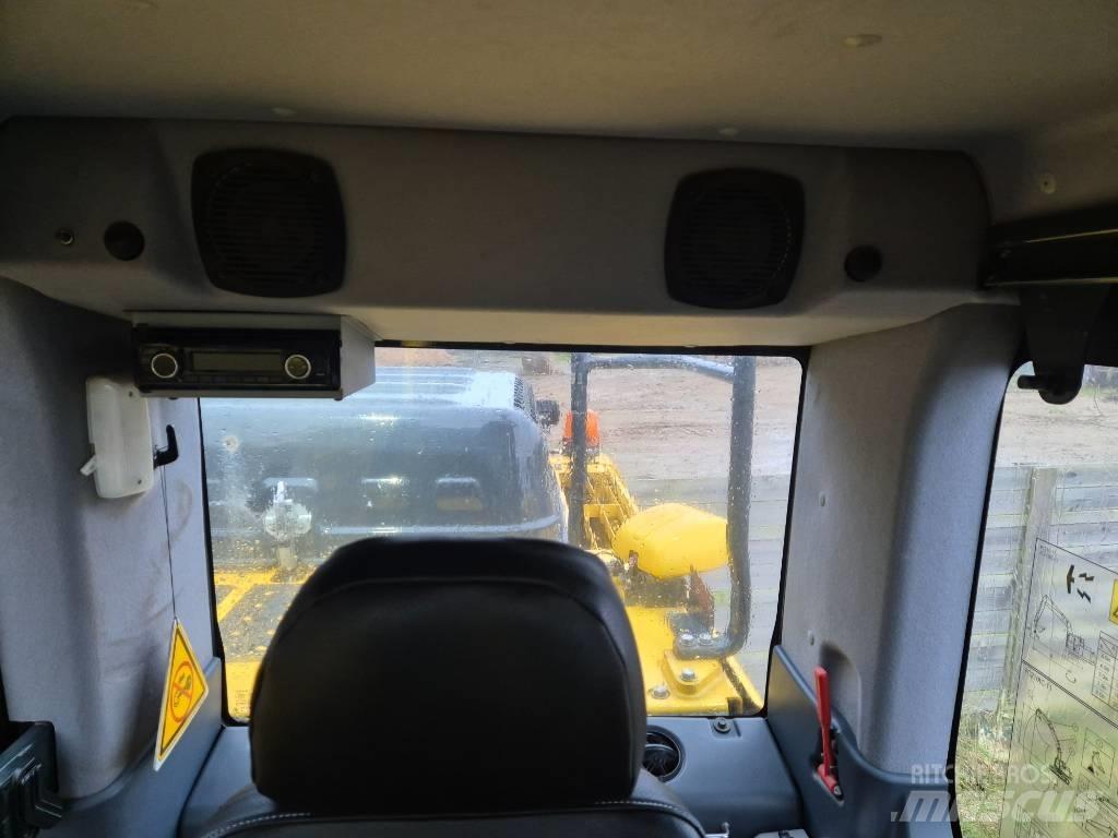 Komatsu PC210 LC-11 Pelle sur chenilles