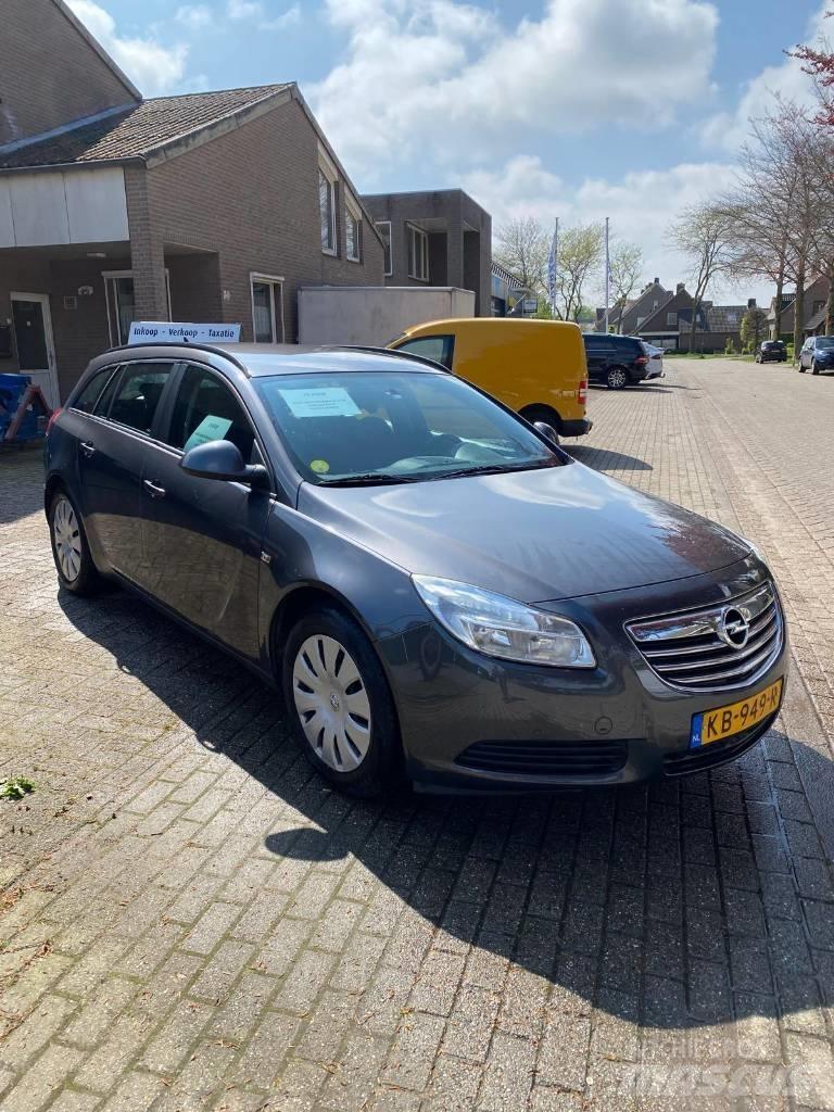 Opel Insignia Voiture