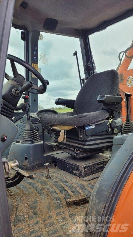Fiat-Hitachi FB 100 Tractopelle