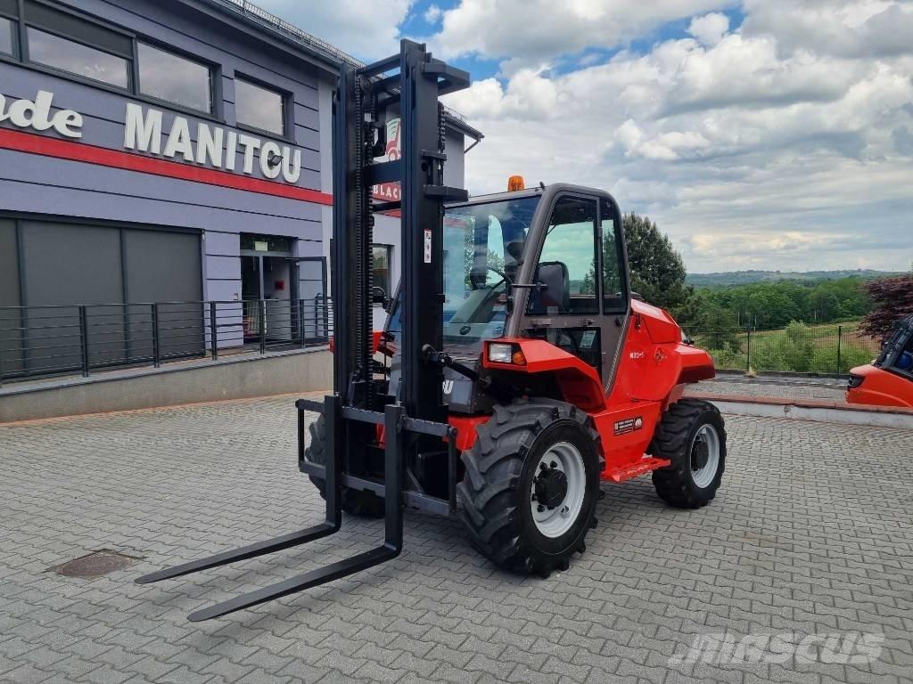 Manitou M26-4 Chariot tout terrain