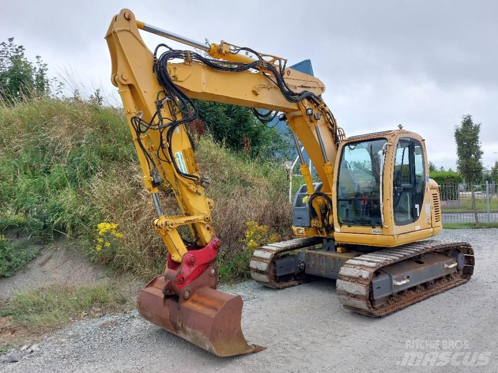 Kobelco SK135SR-1E Pelle sur chenilles