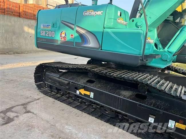 Kobelco SK 200 Pelle sur chenilles
