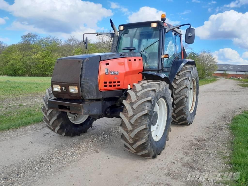 Valmet 8450 Mega Tracteur