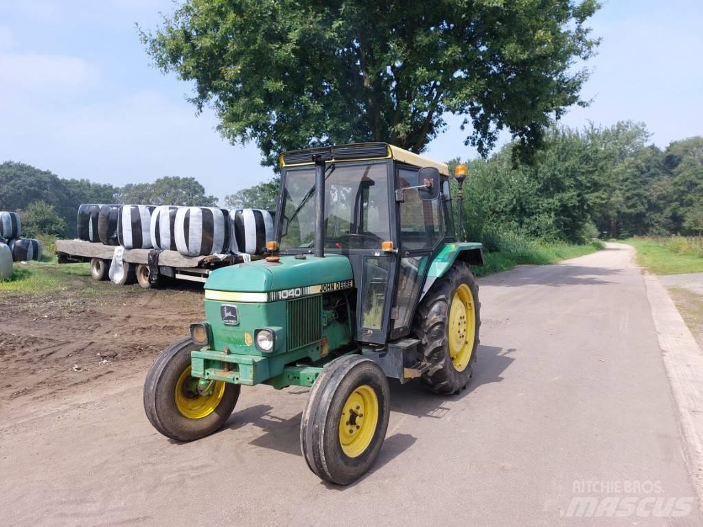 John Deere 1040 Tracteur