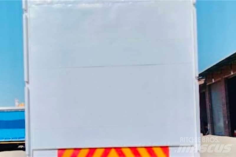  Custom Curtainside Autre remorque