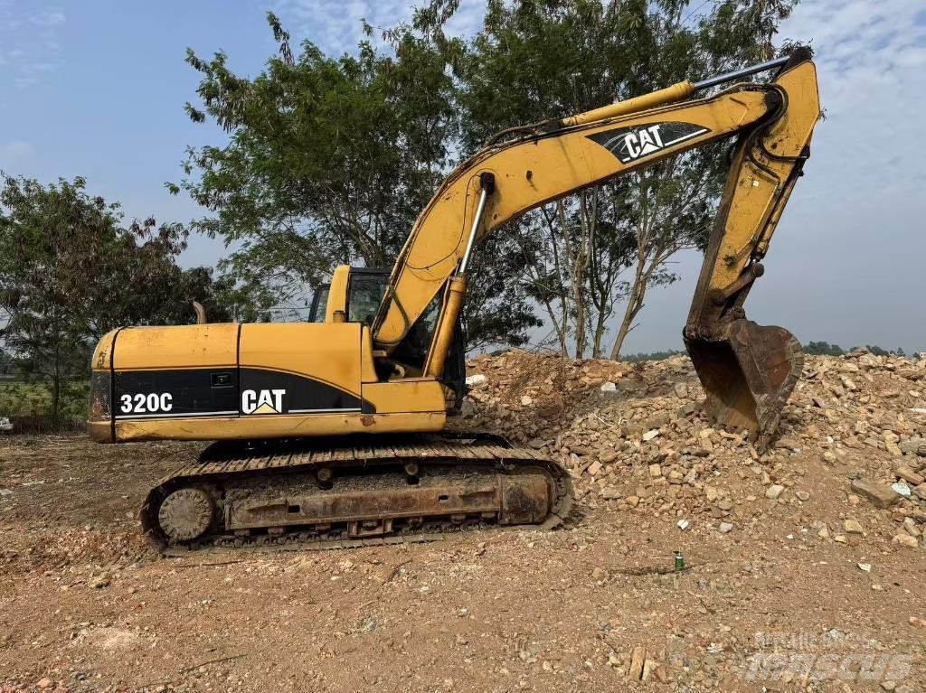 CAT 320 C Pelle sur chenilles